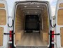 Volkswagen Crafter 2.0 TDI 140PK L3H3 Airco Cruise Control Carplay Parkeersensoren voor achter