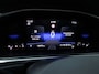 Volkswagen T-Roc 1.5 TSI Life Bns | Navigatie | Achteruitrijcamera |