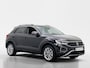 Volkswagen T-Roc 1.5 TSI Life Bns | Navigatie | Achteruitrijcamera |