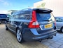 Volvo V70 2.0T R-Edition / NL-Auto / Leder / Trekhaak /
