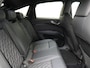 Audi Q4 e-tron 40 S Line 77 kWh 204pk | Adaptive Cruise | Valcona Lederen Sportstoelen Verwarmd | 20"L.M | Apple Carplay | Keyless | Blis | Camera | Virtual | Navigatie | DAB |