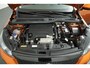 Peugeot 2008 1.2 100PK Active Pack | Navigatie | Climate control | Cruise control | Apple Carplay/Android Auto | Trekhaak | Parkeersensoren achter | Lichtmetalen velgen 16 inch |
