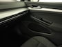 Volkswagen Golf 1.5 TSI Life Bns | Panoramadak | Adaptive Cruise | Stoelverwarming | Camera | Navigatie | Carplay | Sfeerverlichting