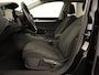 Volkswagen Golf 1.5 TSI Life Bns | Panoramadak | Adaptive Cruise | Stoelverwarming | Camera | Navigatie | Carplay | Sfeerverlichting
