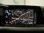 Volkswagen Golf 1.5 TSI Life Bns | Panoramadak | Adaptive Cruise | Stoelverwarming | Camera | Navigatie | Carplay | Sfeerverlichting