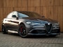 Alfa Romeo Giulia 2.9 V6 Quadrifoglio | Carbon stoelen | Akrapovic | Keramisch | Lederen dash.