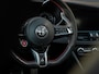Alfa Romeo Giulia 2.9 V6 Quadrifoglio | Carbon stoelen | Akrapovic | Keramisch | Lederen dash.