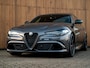 Alfa Romeo Giulia 2.9 V6 Quadrifoglio | Carbon stoelen | Akrapovic | Keramisch | Lederen dash.