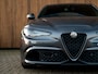 Alfa Romeo Giulia 2.9 V6 Quadrifoglio | Carbon stoelen | Akrapovic | Keramisch | Lederen dash.