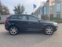 Volvo XC60 2.0 D4 FWD Summum INCLUSIEF BTW!! / airco / cruise.control / navi / camera / pdc / lmv / trekhaak / elek.pakket....