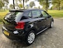Volkswagen Polo 1.4-16V Highline | ALL SEASON | CARPLAY | CLIMA | DAB | STOELVERW.