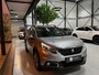 Peugeot 2008 1.2 PureTech Signature Garantie CarPlay StoelVW Parkeersensoren Cruise Navi Led Rijklaar