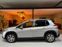 Peugeot 2008 1.2 PureTech Signature Garantie CarPlay StoelVW Parkeersensoren Cruise Navi Led Rijklaar