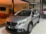 Peugeot 2008 1.2 PureTech Signature Garantie CarPlay StoelVW Parkeersensoren Cruise Navi Led Rijklaar