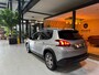Peugeot 2008 1.2 PureTech Signature Garantie CarPlay StoelVW Parkeersensoren Cruise Navi Led Rijklaar