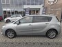 Toyota Verso 1.8 VVT-i BUSINESS AUTOMAAT TREKHAAK ALL-SEASON CRUISE STOELVERW NL-AUTO BLUETOOTH NAVI PANODAK PARK-SENSOREN LM-VELGEN