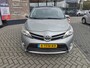 Toyota Verso 1.8 VVT-i BUSINESS AUTOMAAT TREKHAAK ALL-SEASON CRUISE STOELVERW NL-AUTO BLUETOOTH NAVI PANODAK PARK-SENSOREN LM-VELGEN