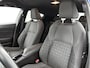 Toyota C-HR 1.8 Hybrid First Edition | Trekhaak | Stoelverwarming | Full map navigatie | Climate control |