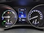 Toyota C-HR 1.8 Hybrid First Edition | Trekhaak | Stoelverwarming | Full map navigatie | Climate control |