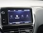 Peugeot 2008 1.2 PureTech Signature Navigatie | Erg lage km stand | Automaat