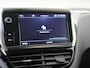 Peugeot 2008 1.2 PureTech Signature Navigatie | Erg lage km stand | Automaat
