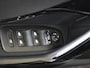 Peugeot 2008 1.2 PureTech Signature Navigatie | Erg lage km stand | Automaat