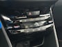 Peugeot 2008 1.2 Turbo 130pk GT-Line I Trekhaak 1250KG I Glazen Dak I Navigatie I Parkeersensoren I Active City Brake I Leer I