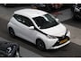 Toyota Aygo 1.0 VVT-i x-play Airco, Cruise Control, Stuurbekrachtiging