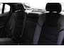 Volvo S60 B3 Mild Hybrid R-Design | Harman Kardon audio | Verwarmbare voorstoelen | DAB | Elektrisch verstelbare bestuurdersstoel met geheugenfunctie.