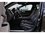 Volvo S60 B3 Mild Hybrid R-Design | Harman Kardon audio | Verwarmbare voorstoelen | DAB | Elektrisch verstelbare bestuurdersstoel met geheugenfunctie.