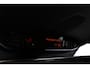 Volvo S60 B3 Mild Hybrid R-Design | Harman Kardon audio | Verwarmbare voorstoelen | DAB | Elektrisch verstelbare bestuurdersstoel met geheugenfunctie.