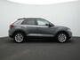 Volkswagen T-Roc 1.5 TSI 150 pk DSG Style | Trekhaak | Navigatie | Stoelverwarming | Parkeersensoren voor/achter