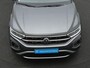 Volkswagen T-Roc 1.5 TSI 150 pk DSG Style | Trekhaak | Navigatie | Stoelverwarming | Parkeersensoren voor/achter
