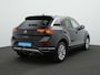 Volkswagen T-Roc 1.5 TSI 150 pk DSG Style | Trekhaak | Navigatie | Stoelverwarming | Parkeersensoren voor/achter | Adaptive Cruise