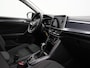 Volkswagen T-Roc 1.5 TSI 150 pk DSG Style | Trekhaak | Navigatie | Stoelverwarming | Parkeersensoren voor/achter | Adaptive Cruise