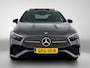 Mercedes-Benz A-klasse 250 e AMG Limousine | Panorama Schuif/kanteldak | Night Pakket | Stuurverwarming| Stoelverwarming | | Sfeerverlichting | Spiegel Pakket | Parkeer Pakket Inclusief 24 maanden MB Certified garantie voor Europa.