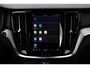 Volvo V60 T6 Plug-in hybrid AWD Plus Dark | Rondomzicht Camera | Semi Electrische trekhaak | Electronic Climate Control | Adaptieve Cruise Control | Parkeersensoren | Rijstrooksensor Met Correctie | Navigatiesysteem | Verwarmbare Voorstoelen | Verwarmbaar Stuurwiel | Keyless Entry |