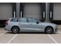 Volvo V60 T6 Plug-in hybrid AWD Plus Dark | Rondomzicht Camera | Semi Electrische trekhaak | Electronic Climate Control | Adaptieve Cruise Control | Parkeersensoren | Rijstrooksensor Met Correctie | Navigatiesysteem | Verwarmbare Voorstoelen | Verwarmbaar Stuurwiel | Keyless Entry |