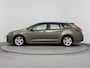 Toyota Corolla Touring Sports 1.8 Hybrid Active Limited | Navi | Stoelverwarming | Metaallak | Lichtmetalen Velgen |