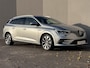 Renault Megane E-Tech Estate 1.6 Plug-In Hybrid 160 Techno / Dealer onderhouden / EAER 51 km / Navigatie / HUD / Stuur- en stoelverwarming / Apple Carplay Android / 17" LM wielen / Camera / Parkeerassistent /