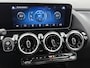 Mercedes-Benz GLA 200 Automaat Luxury Line | Trekhaak | Parkeer Pakket | Stoelverwarming | Spiegel pakket |  High-performance led-koplampen | Inclusief 24 maanden Mercedes-Benz Certified garantie voor Europa.