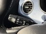 Hyundai i10 1.0i i-Motion Comfort Plus / Dealer Onderhouden / Stoel+Stuur Verwarming / 14'' LM Velgen / Cruise / Airco /