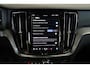 Volvo V60 2.0 T8 Plug-in hybrid AWD Plus Dark / Opendak / LED / H&K / Pilot assist / Leder