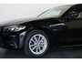 BMW 3-Serie 320e / LED / Navi / CarPlay / Cam / Clima