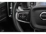 Volvo XC40 1.5 T4 Plug-in hybrid Plus Dark | Stuur & Stoelverwarming | Pilot Assist | Elektrische Achterklep | Elektrische Stoelen | BLIS | Harman Kardon | Camera |