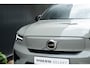 Volvo EX40 Single Motor Extended Range Plus 82 kWh | Adaptieve Cruise Control| Blind Spot| Parkeer Camera| Park Assist voor en Achter|19"Lichtmetalen velgen| Semi elektrische Trekhaak| Warmte pomp | Dawn Interieur |