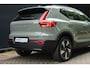Volvo EX40 Single Motor Extended Range Plus 82 kWh | Adaptieve Cruise Control| Blind Spot| Parkeer Camera| Park Assist voor en Achter|19"Lichtmetalen velgen| Semi elektrische Trekhaak| Warmte pomp | Dawn Interieur |