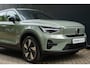 Volvo EX40 Single Motor Extended Range Plus 82 kWh | Adaptieve Cruise Control| Blind Spot| Parkeer Camera| Park Assist voor en Achter|19"Lichtmetalen velgen| Semi elektrische Trekhaak| Warmte pomp | Dawn Interieur |