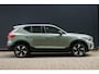 Volvo EX40 Single Motor Extended Range Plus 82 kWh | Adaptieve Cruise Control| Blind Spot| Parkeer Camera| Park Assist voor en Achter|19"Lichtmetalen velgen| Semi elektrische Trekhaak| Warmte pomp | Dawn Interieur |
