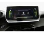 Peugeot 2008 automaat 1.2 PureTech Blue Lease Allure wit
